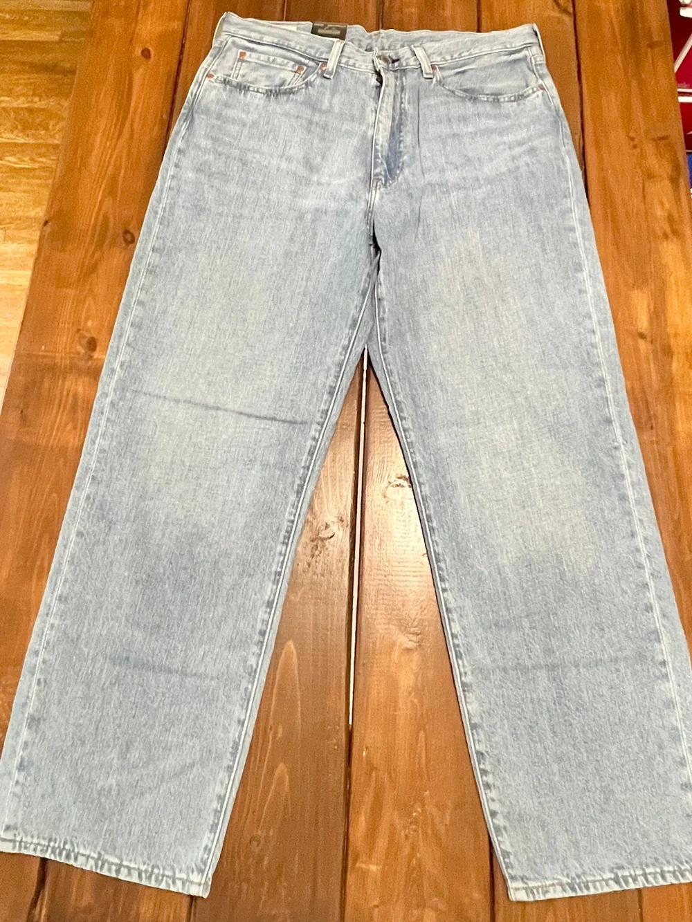 Levi's 568 Loose Straight Lightweight Light Blue Men's Jeans Size 34x30